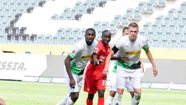  德甲争四白热化，四队分差缩小至两分  