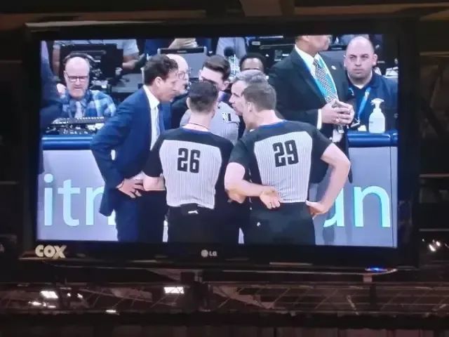  华子34分爵士送雷霆关键战失利跌排位  